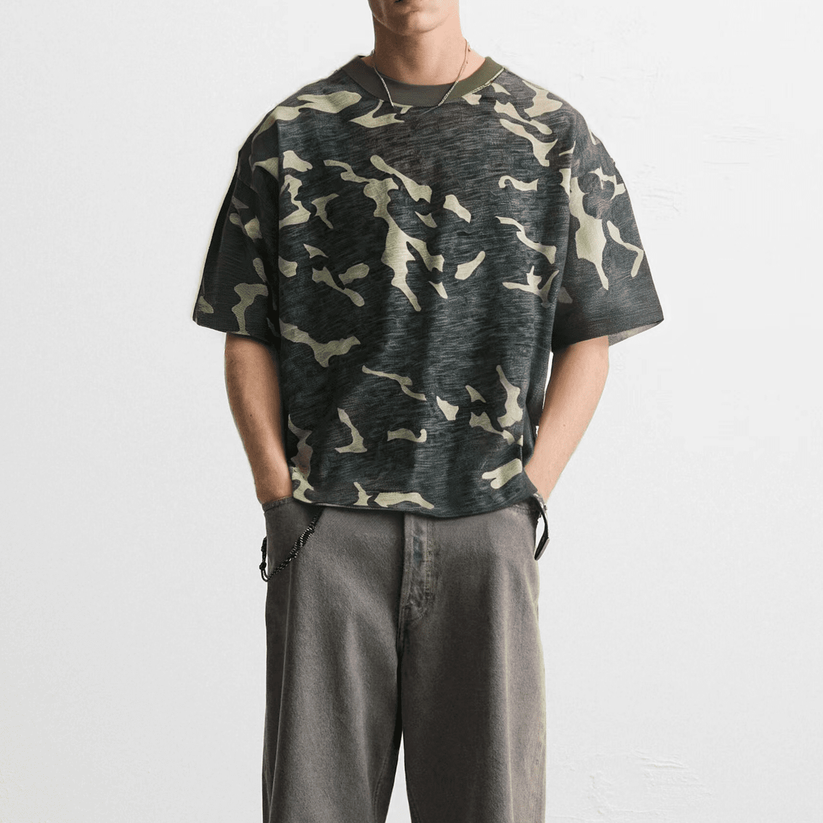 'Rambo" CROPPED T-SHIRT